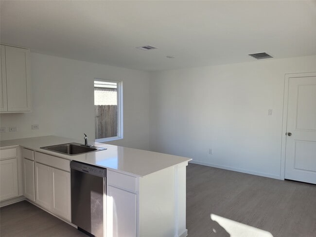 Building Photo - 9011 Arctic Rockfish Dr