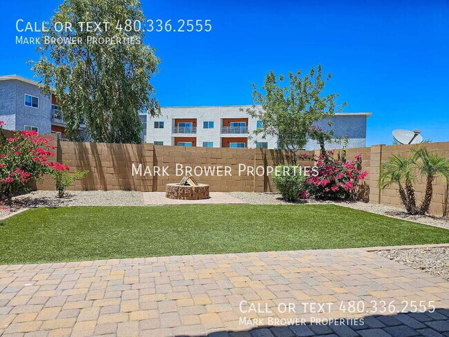 Building Photo - 7358 W Phelps Rd