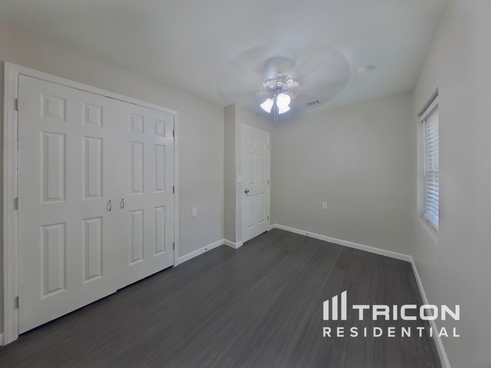 Building Photo - 4223 Dinglewood Ave