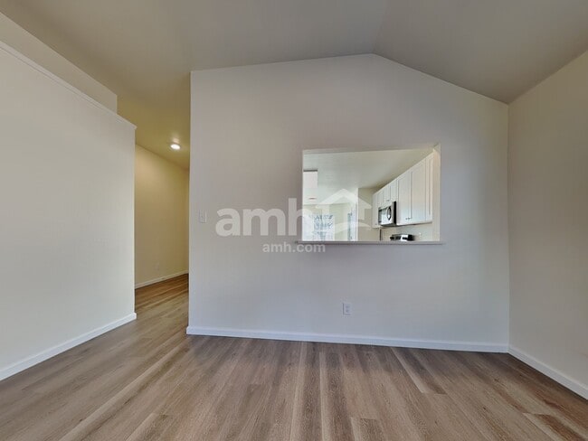 Building Photo - 7505 Fossil Lake Dr