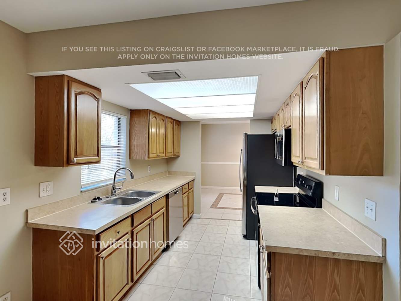 Building Photo - 709 Sandy Creek Dr