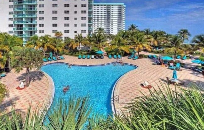 Building Photo - 3801 S Ocean Dr