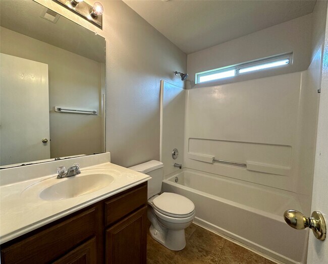 Building Photo - 8607 Heather Bluff Ct