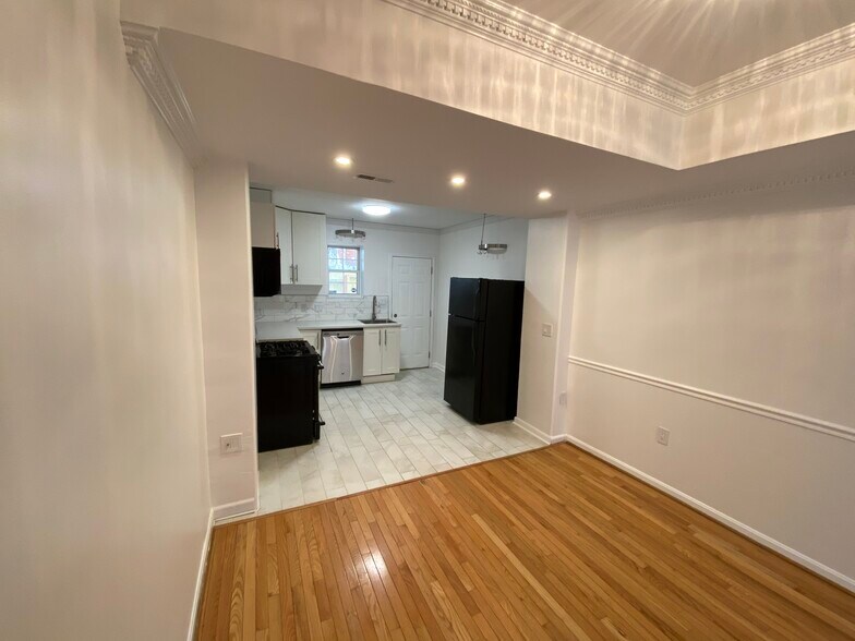 Building Photo - 1520 New Jersey Ave NW
