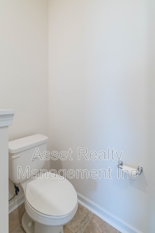 Building Photo - 4714 Willow Bluff Cir