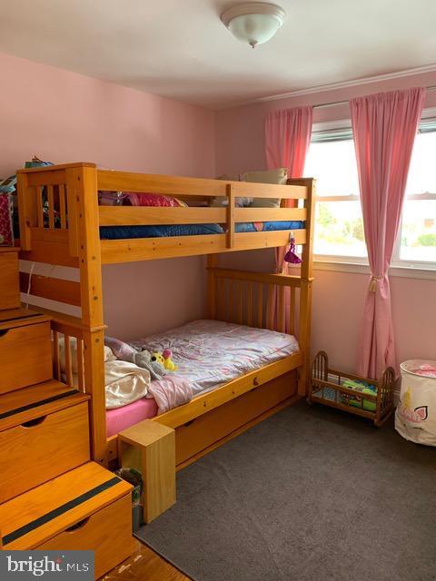 Building Photo - 7413 Farnum St