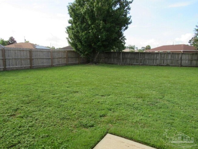 Building Photo - 133 Windward Ct