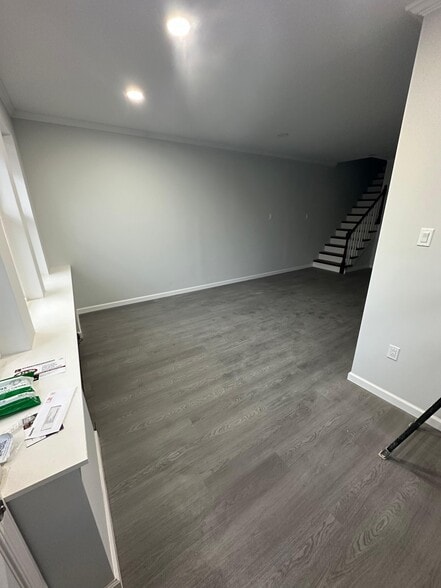 Building Photo - 2026 Bleigh Ave