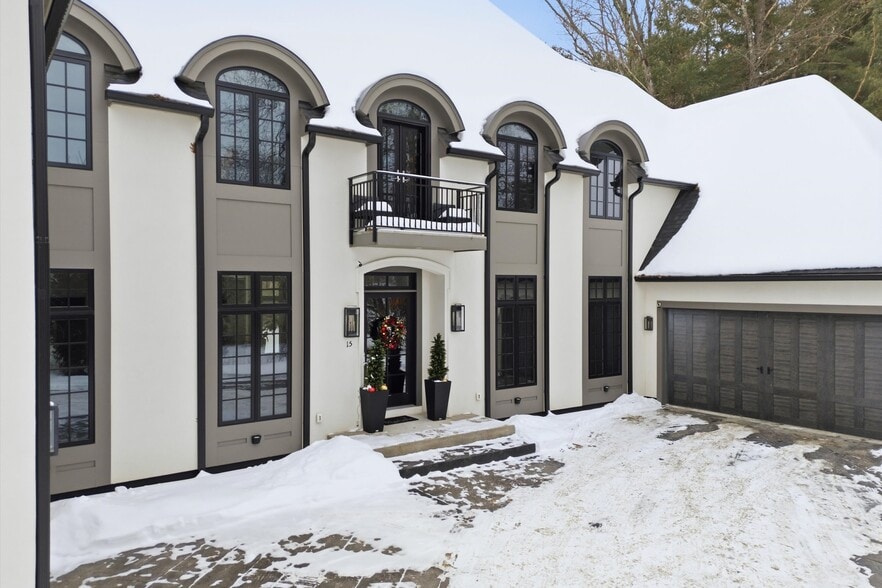 Building Photo - 15 Joshua Rd