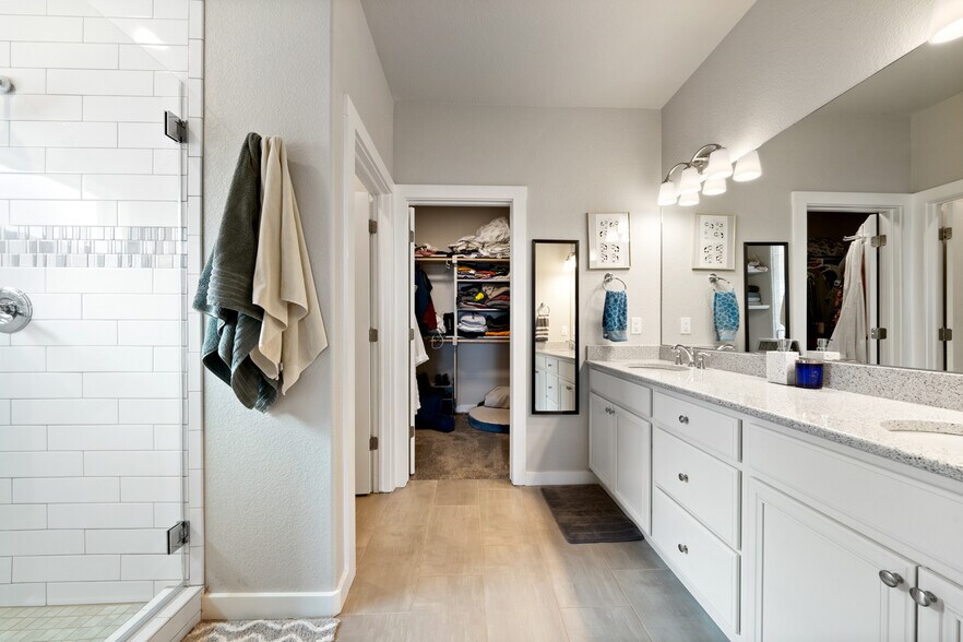 Building Photo - 1177 Lady Campbell Dr