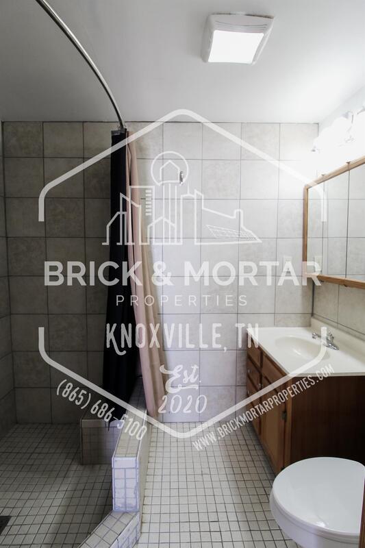 Building Photo - 316 Sarvis Dr