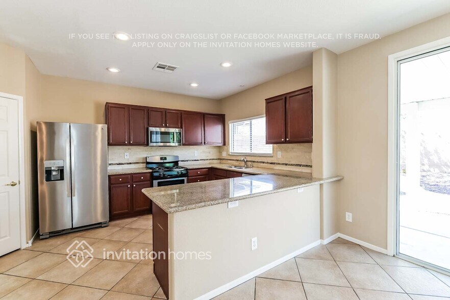 Building Photo - 11643 Autunno St