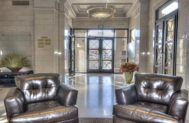 Building Photo - 219 Central SW #503