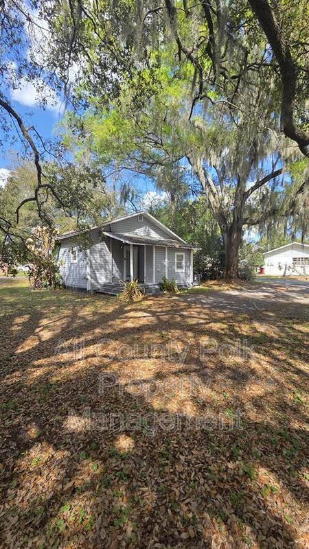 Building Photo - 1101 W Tyner St