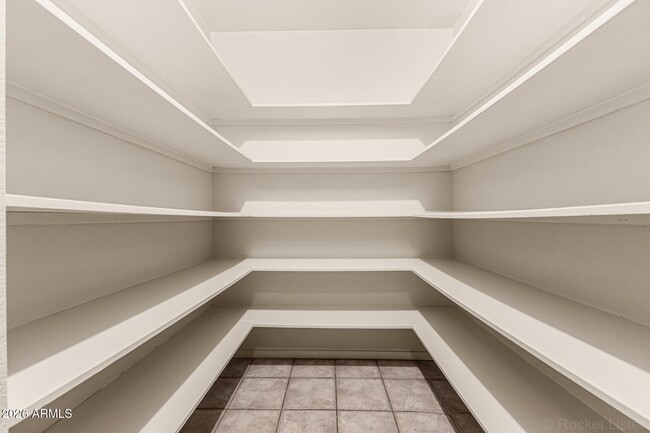 Building Photo - 6850 W Cholla St