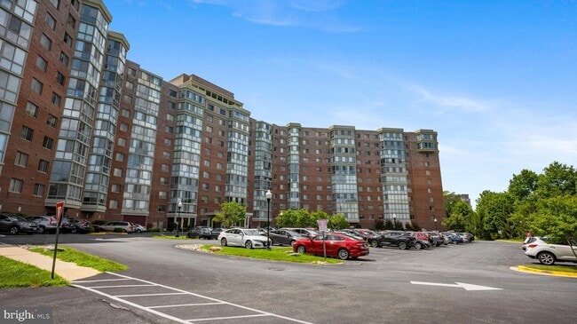 Building Photo - 3100 N Leisure World Blvd