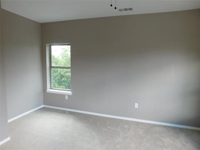 Building Photo - 2240 Jackson Cir