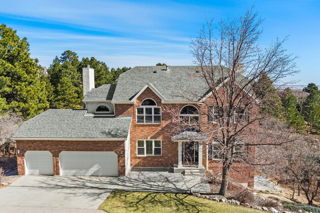 Building Photo - Luxury Living in Cheyenne Mountain – Minut...