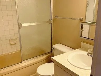 Building Photo - 105 S Elder Ln