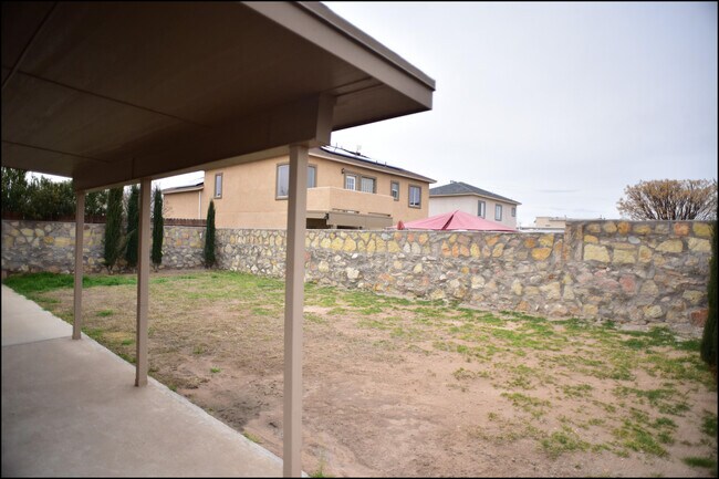 Building Photo - 14149 Warren Belin Dr