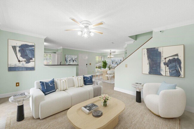 Primary Photo - 111 Yacht Club Way