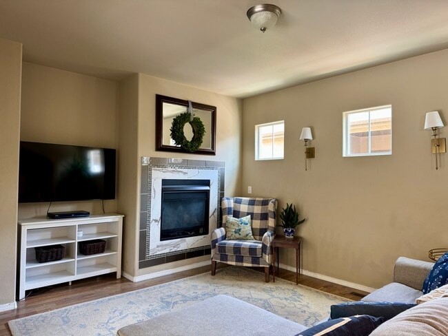 Building Photo - Wolf Ranch