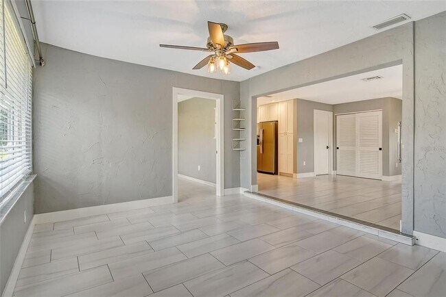 Building Photo - 2332 Canalbluff Pl