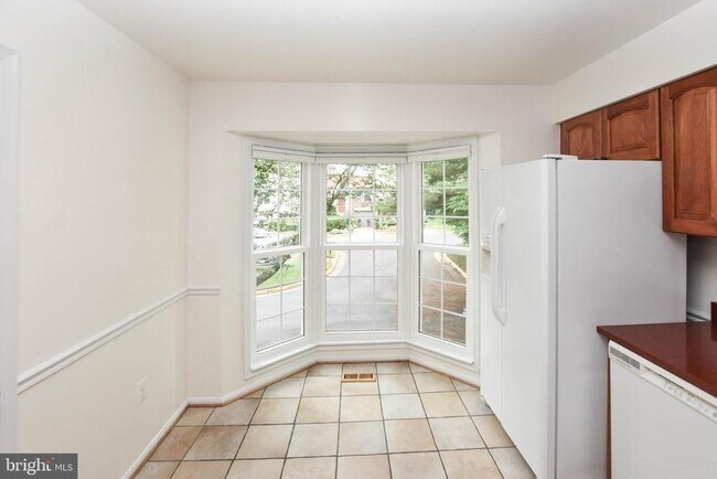 Building Photo - 5843 Wye Oak Commons Ct