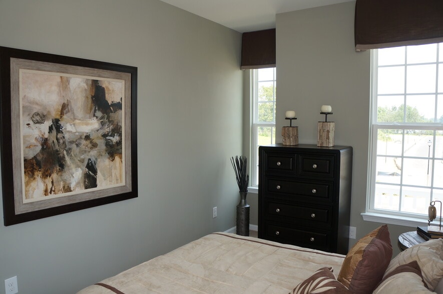 Bedroom 2 - 151 Kyle Dr