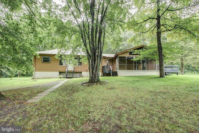 Building Photo - 8297 Squires Ln
