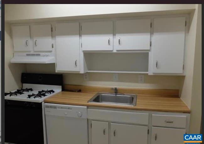 Building Photo - 162 Hessian Hills Way