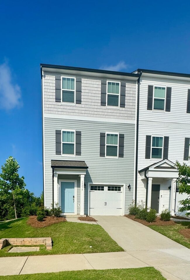 Building Photo - 3BR/2BA Townhouse in Mallard Creek