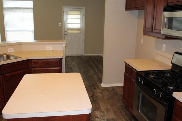 Building Photo - 2741 Lynx Ln