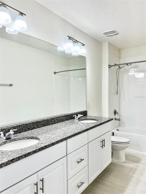 Building Photo - 9330 McLaren Alley