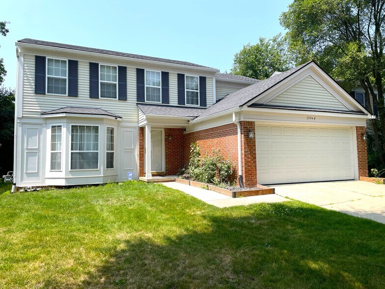 Front - 3048 Turnberry Ln