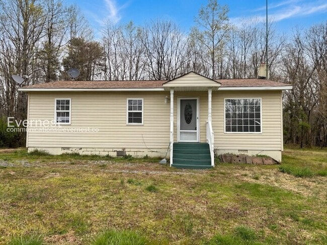 Building Photo - 1921 Wigglesworth Rd