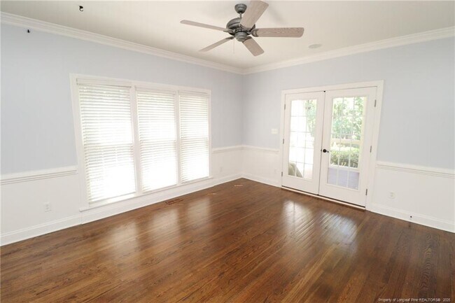 Building Photo - 110 Guymon Ct