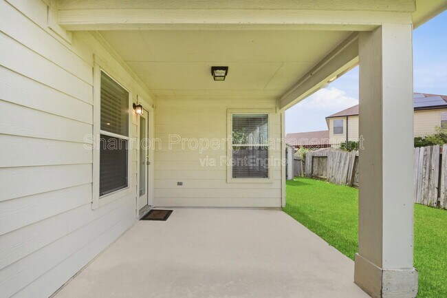 Building Photo - 526 Remington Lodge Ct