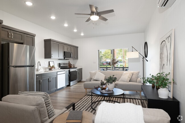 Primary Photo - Mesa Pointe