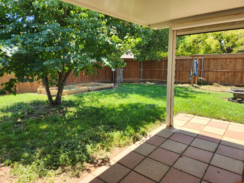 Building Photo - 1536 Apricot Ave