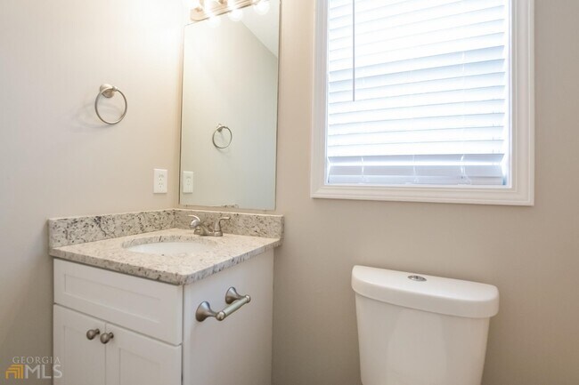 Building Photo - 206 Ivy Crest Dr