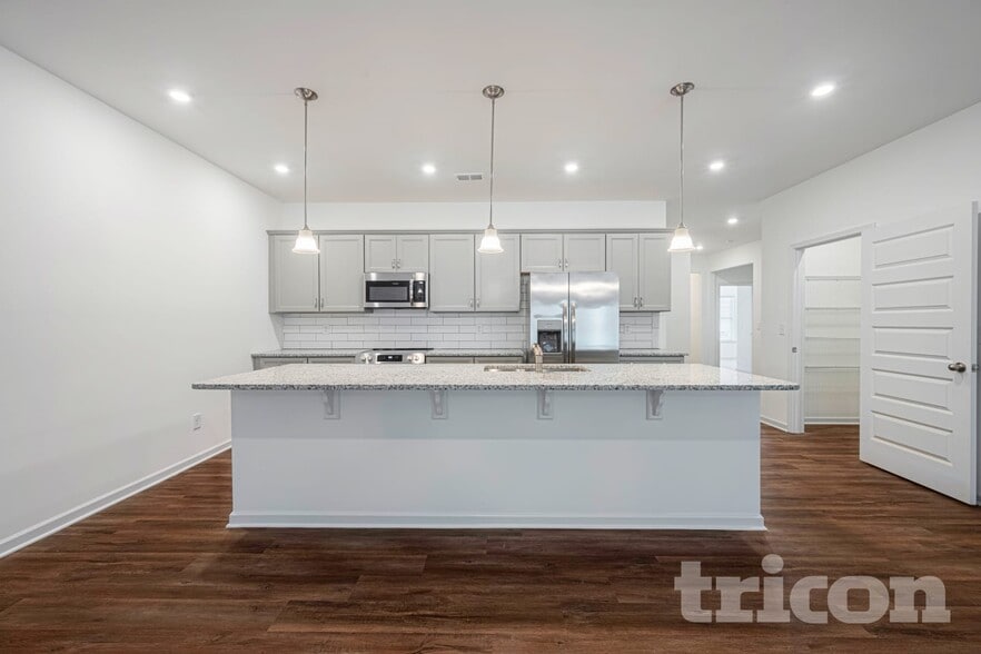 Building Photo - 118 Chapel Meadow Ln SW