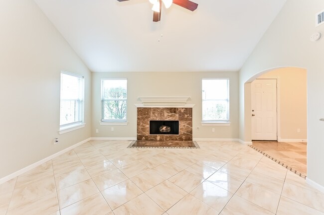 Building Photo - 7230 Wimberly Oaks Ln
