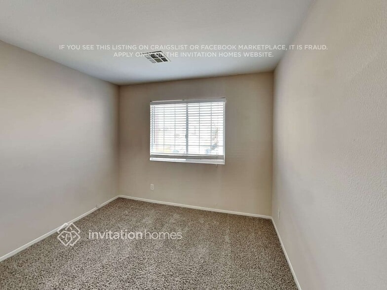 Building Photo - 119 Willow Dove Ave