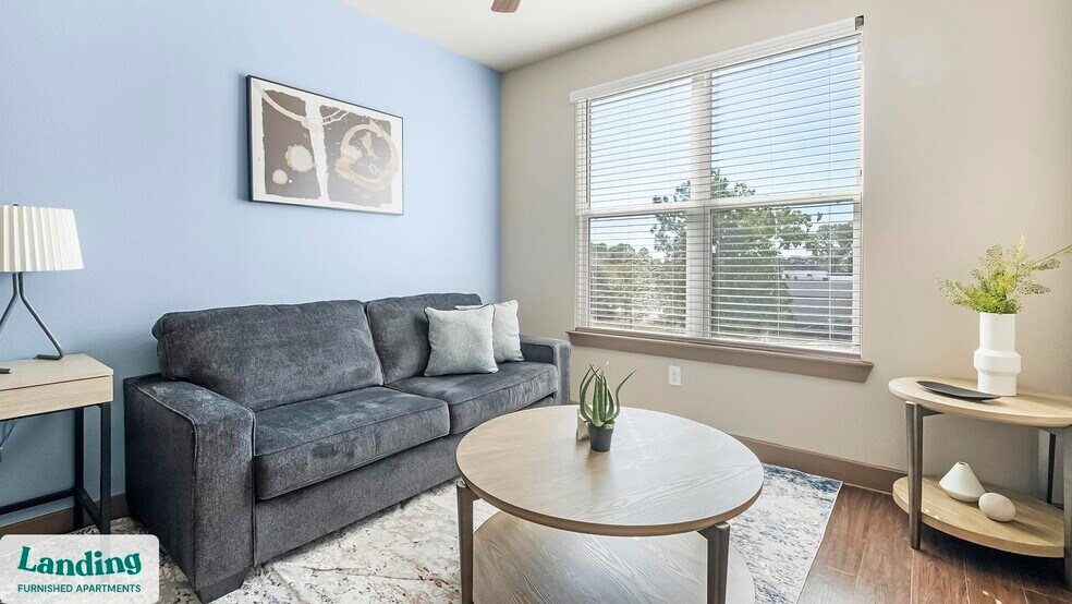 Building Photo - 13920 Mandolin Dr