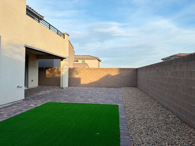 Building Photo - 11585 Salt Creek Ave