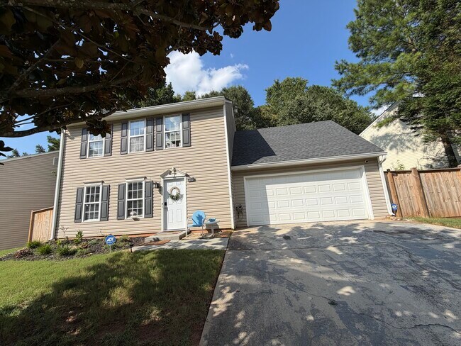 Building Photo - 2386 Mills Bnd