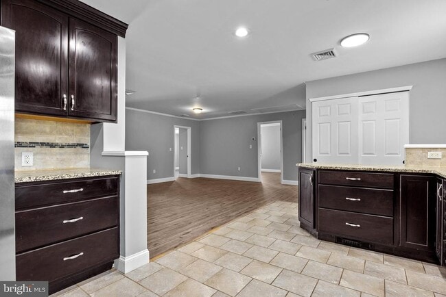 Building Photo - 24 Lavender Ln