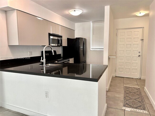 Building Photo - 750 NE 64th St