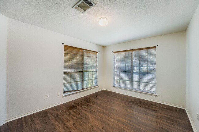 Building Photo - 3509 Texas Topaz Dr
